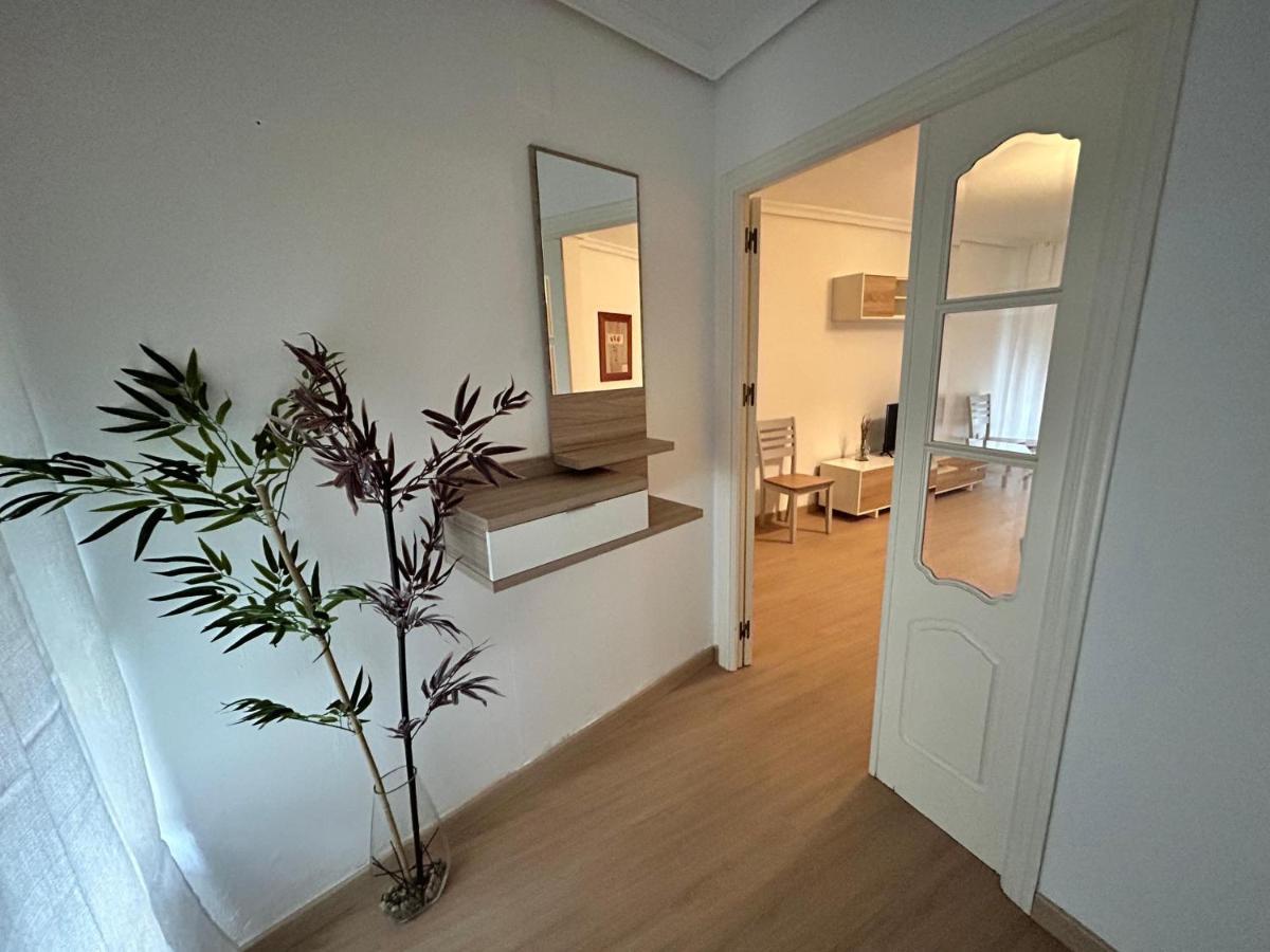 Apartamento Plaza Santa Lucia Renovado Febrero 2025 Sevilla Eksteriør bilde